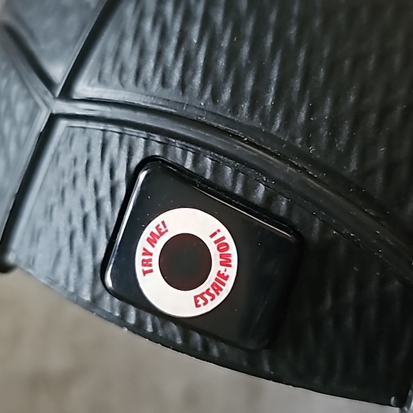 SPIDERMAN INTO THE SPIDER-VERSE MILES MORALES HERO FX MASK TALKING - Picture 5 of 9